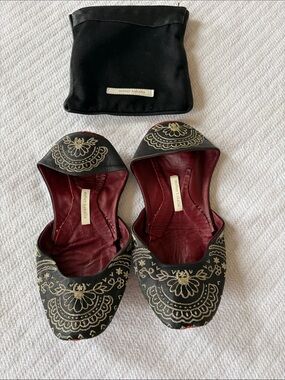 Meher Kakalia Black & Red Embroidered Women’s Flats